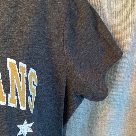 New Orleans Saints Tee size Large - Picture 4 of 6